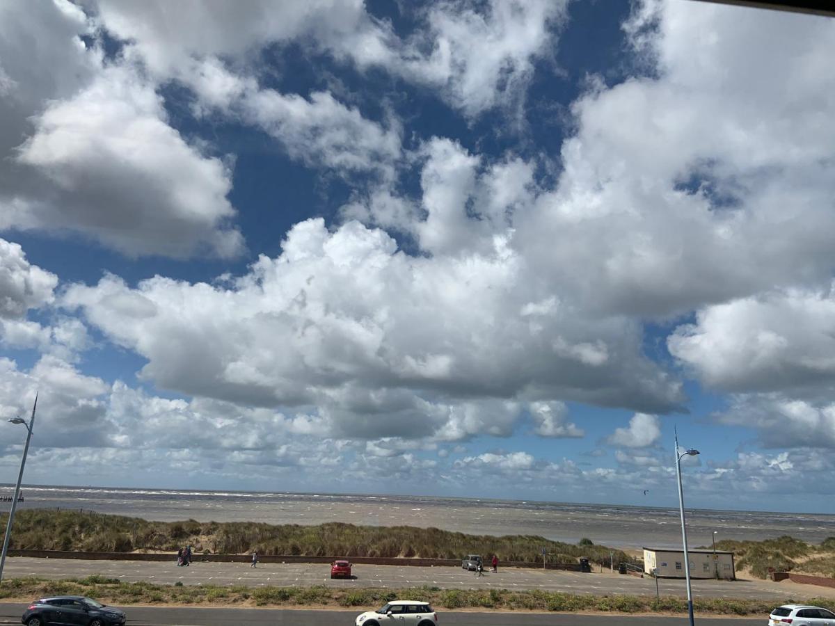 Beach View - Amazing Sea Views 리탬 세인트 앤스 외부 사진