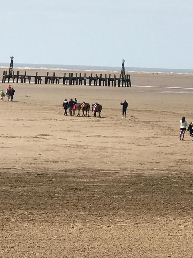 Beach View - Amazing Sea Views 리탬 세인트 앤스 외부 사진